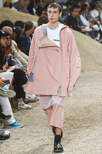 Look 33